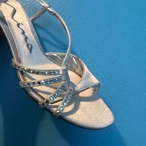 Nina silver dress shoes